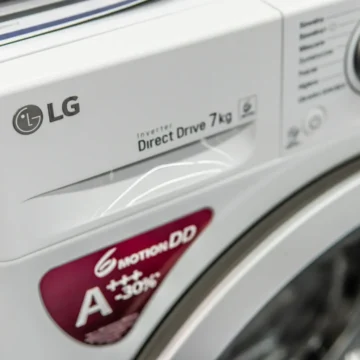 Comparação detalhada dos modelos de máquina lava e seca LG VC2, VC3, VC4 e VC5 com análise de funcionalidades e desempenho.