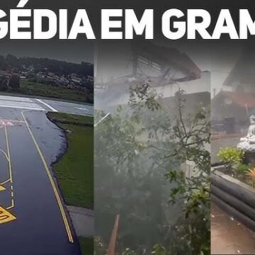 Uma imagem de um avião em chamas, com fumaça densa ao redor, e uma área de vegetação atingida pelo incêndio. Ao fundo, a silhueta de uma cidade.