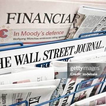 Uma imagem de um mapa do Brasil com cores desbotadas, simbolizando a perda de credibilidade, com o logo do Wall Street Journal ao fundo, sobreposto em baixa opacidade, indicando que a notícia veio da imprensa internacional.