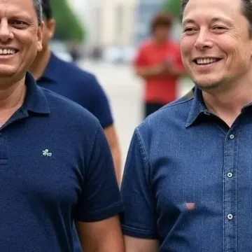 Uma ilustração gerada por IA mostrando o governador Tarcísio de Freitas caminhando pelo centro de São Paulo ao lado do empresário Elon Musk, com um cenário de arquitetura urbana ao fundo.