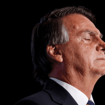 Bolsonaro Mantém Força na Direita com 94% de Aprovação em Enquete Online