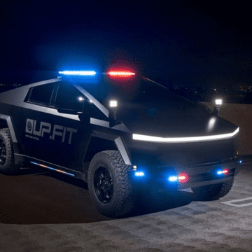 Tesla Cybertruck: O Carro Mais Louco do Mundo ou Uma "Porcaria" como Picape?
