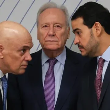 Folha do seu Paulo - A Polêmica Caçada aos Brasileiros do 8 de Janeiro: Extradição em Foco e Questionamentos Legais