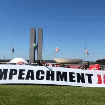 Pedido de Impeachment de Lula Alcança 130 Apoiadores na Câmara dos Deputados